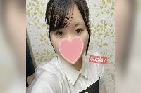 FC2PPV-4619584 【ガチ素人18歳】可愛いくて超敏感!!顔に似合わない最高の巨尻を堪能して許可を得ず中出しハメ!※レビュー特典有※【悪徳北島社長】